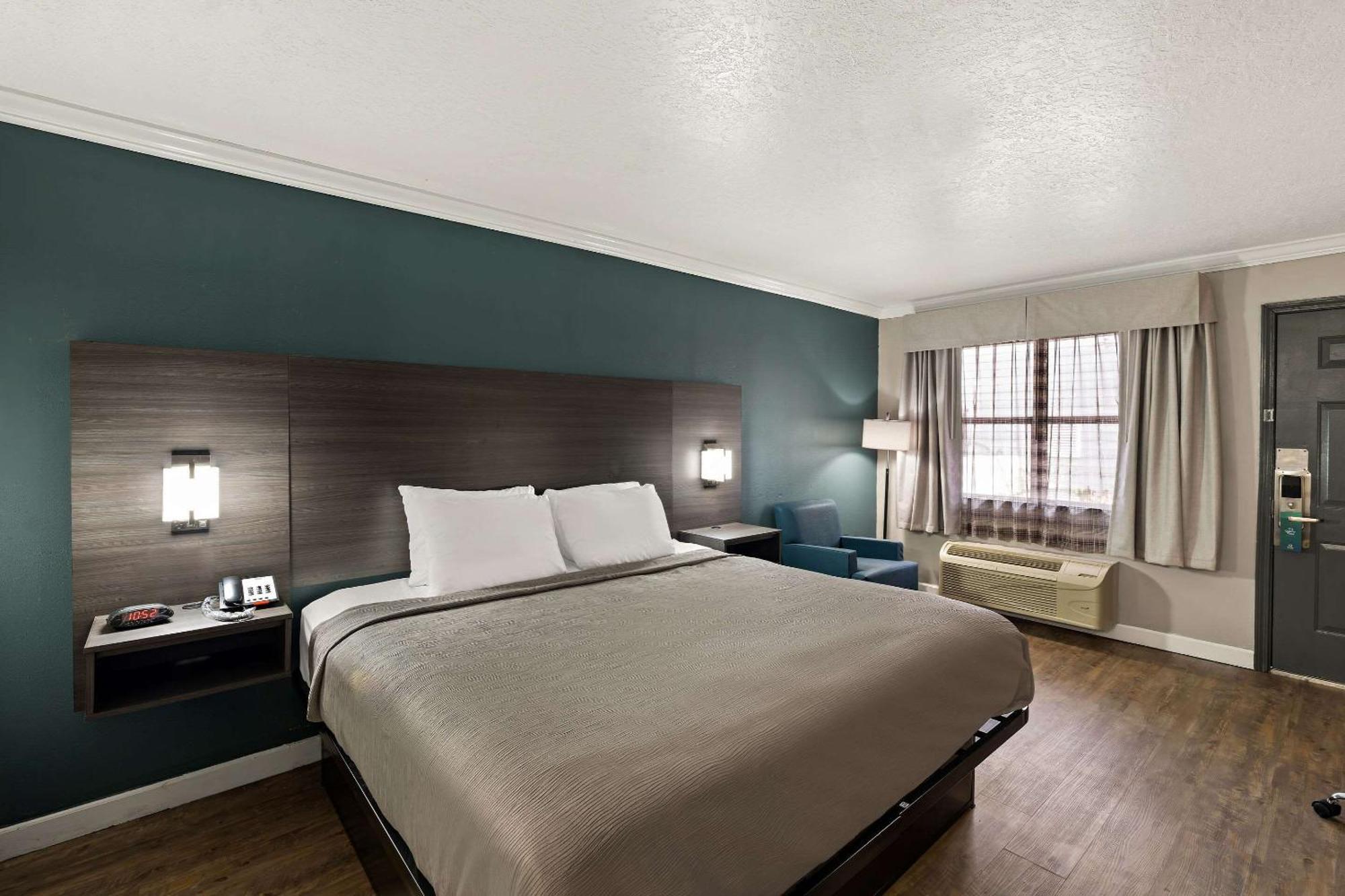 Quality Inn Ocean Springs Exteriér fotografie