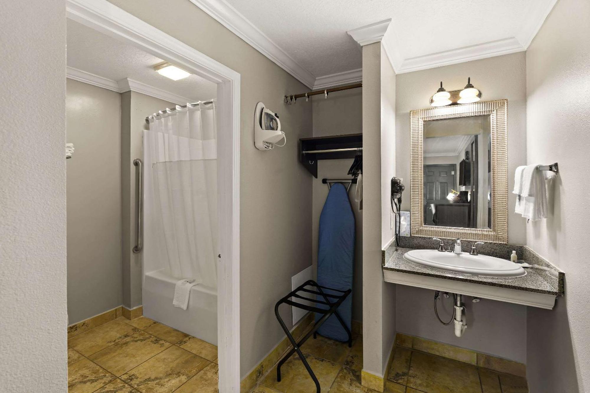 Quality Inn Ocean Springs Exteriér fotografie